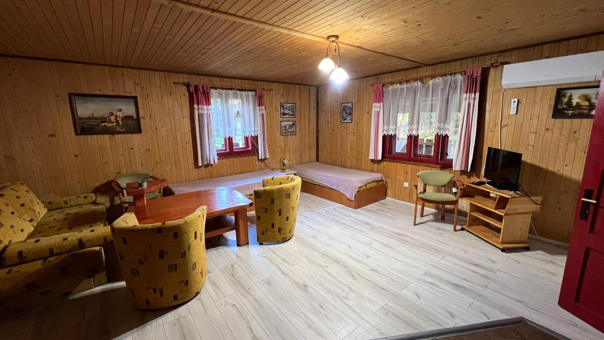 Chalupy Na Majeri Nizne Malatiny Exterior foto